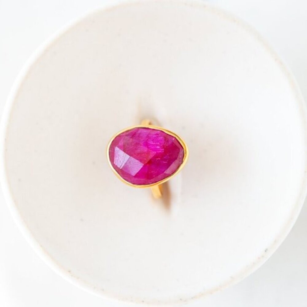 Gorgeous Statement Ring Ruby Gemstone Cocktail Ri… - image 7